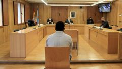 Vista del acusado en los banquillos de la Audiencia Provincial.