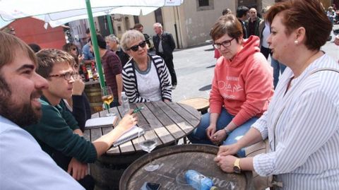 ��igo Errej�n junto a varios miembros de Podemos Asturies en su visita a Avil�s.��igo Errej�n junto a varios miembros de Podemos Asturies en su visita a Avil�s