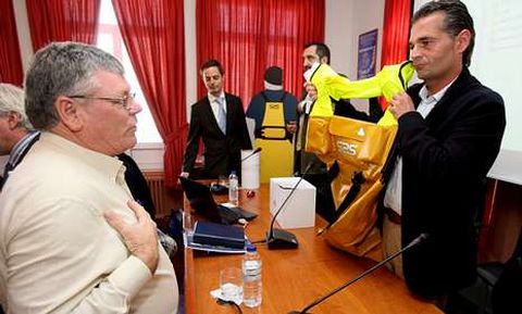 El dispositivo S2S ya ha sido presentado en varias localidades pesqueras, como Celeiro.