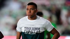Kylian Mbapp�, con la camiseta del pol�mico apoyo a Ceuta doblada