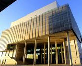 El hotel de Beiramar, con 125 habitaciones, dej� ayer de funcionar tras ser desalojado.