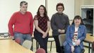 De izquierda a derecha: Rafael, Marta, Mnica y Mara, pacientes de fibromialgia, antes del inicio del taller sobre educacin en dolor. 