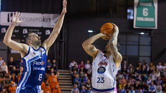 Barrueta, jugador del Obra, en la victoria ante el Fuenlabrada (77-97).