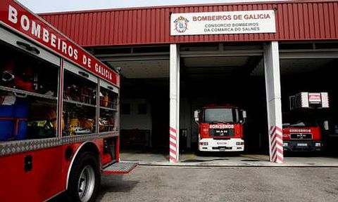 Los Bombeiros de O Saln�s acudieron al suceso de Sanxenxo.