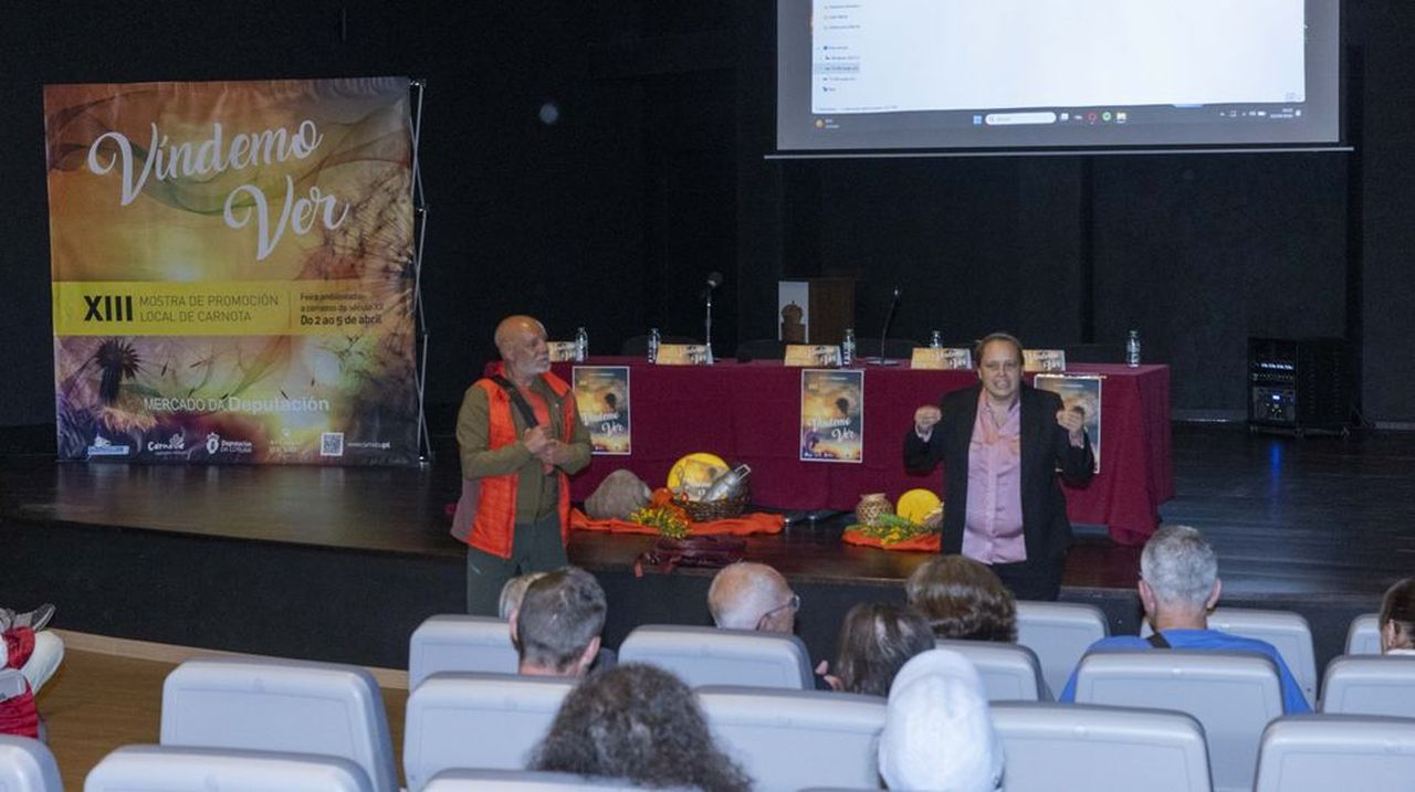 Ana García expone «En busca del rayo verde» en Carnota