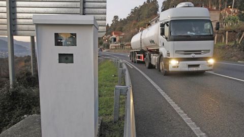 Radar en la N-550 en Os Valos, que ha pillado a ms de 50.000 conductores en tres aos 