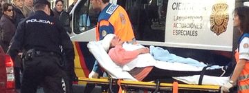 La herida fue evacuada por los servicios sanitarios.