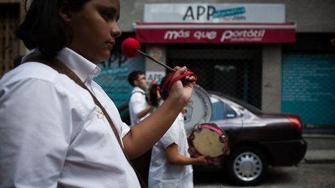 Los msicos y la Real Banda de Gaitas fueron protagonistas en la maana del jueves