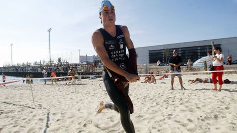 En el 2005, durante el Triatl�n Cidade de Vigo, G�mez Noya ya defend�a ser el campe�n gallego de la especialidad