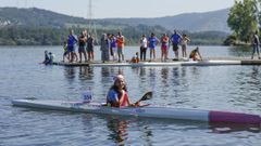 Regata provincial de piragismo en Castrelo de Mio.