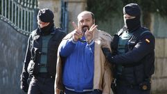 En abril tuvo lugar una redada contra el clan de Sina� Gim�nez en Tomi�o. Once personas fueron detenidas y se encautaron varias armas.  