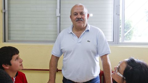 Froil�n Liz L�pez es uno de los profesores que permanecer� en el recuerdo y el coraz�n de generaciones de viveirenses 