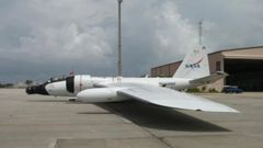 Uno de los aviones de gran altitud WB-57 de la NASA transportar� un conjunto de c�maras hasta los 50.000 pies de altura para capturar im�genes de la corona solar durante el eclipse solar total del 12 de agosto