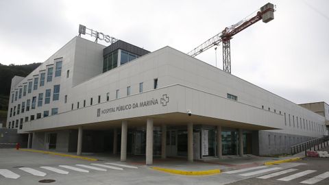 Tres diagnosticados de coronavirus, uno en UCI y dos en planta, están hospitalizados en Burela