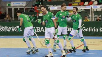 Dava Torres celebra uno de los goles del Liceo al Bassano en un duelo de Champions League.