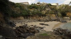 La zona de O Xunqueiro sufre constantes desprendimientos, algunos de ellos muy cerca de las casas