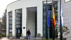 Entrada principal del consistorio local de As Somozas