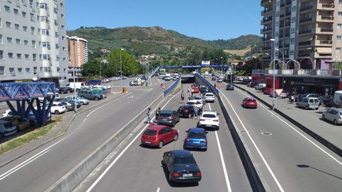 El suceso produjo retenciones de tr�fico al tratarse de una carretera muy concurrida en el momento del tr�gico desenlace