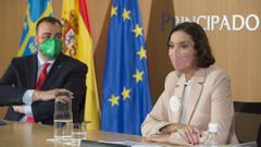 El presidente del Principado de Asturias, Adri�n Barb�n y la ministra de Industria, Comercio y Turismo, Reyes Maroto