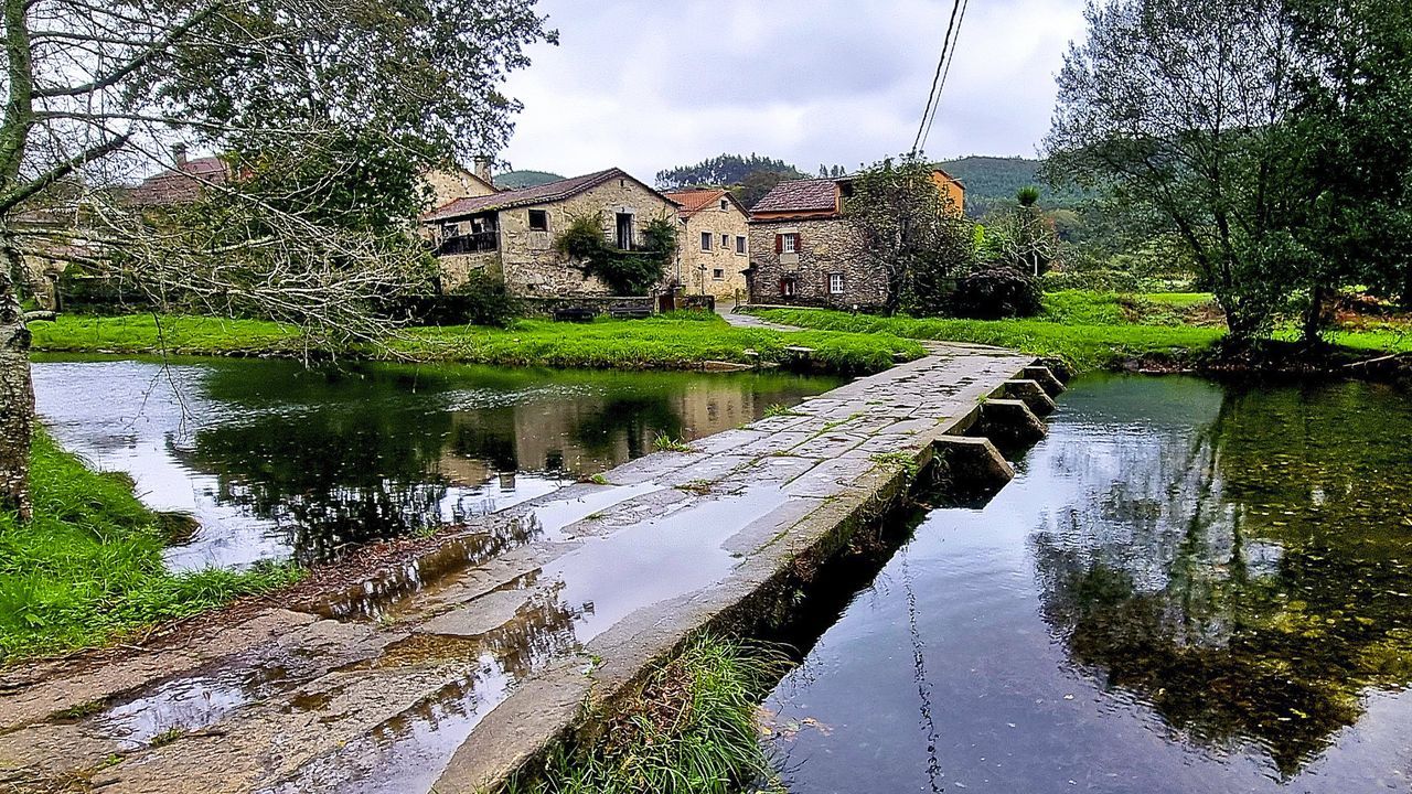 O Rosal suma tres zonas de baño y el Tea y Eiras quedan bajo vigilancia