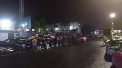 jevaso.La huelga de los trabajadores de Jevaso, en Arteixo, comenz esta madrugada