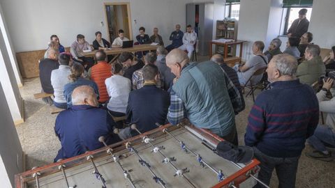 Votaci&oacute;n vecinal en San Pedro de Busto, Santiago, sobre su anexi&oacute;n a Trazo.