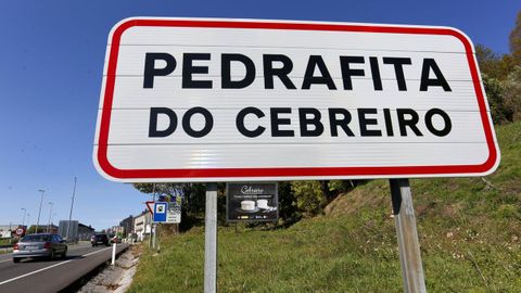 En las rotondas de entrada a Pedrafita do Cebreiro se colocar�n grandes letras anunciando la villa