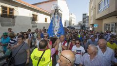 Multitudinaria subida de la imagen de la Virxe dos Milagres en Cai�n. �Mira las im�genes!