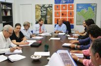 Santiso Miramontes, en el centro, podr�a renovar como presidente de la Mancomunidad.