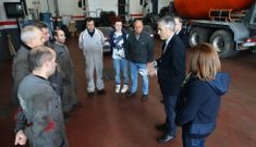 El popular Jaime Casti�eira visit� alrededor de cincuenta empresas en la ma�ana de ayer. 