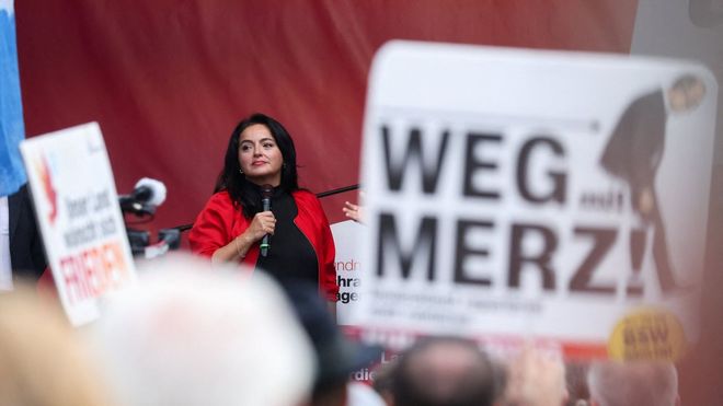 Sevim Dagdelen en un acto de final de campa�a en Berl�n.