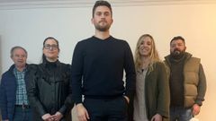 Xoel Souto, con sus compa�eros de ejecutiva socialista de Mora�a