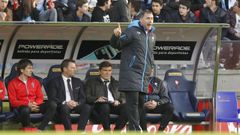 �ngel Rodr�guez, nuevo entrenador del Pontevedra, durante un partido con el Celta, donde ejerci� de segundo de Paco Herrera