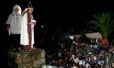 Miles de personas participan y disfrutan todos los a�os del Asalto ao Castelo de Vimianzo.