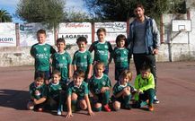 Uno de los equipos del San Tirso, el de categor�a prebenjam�n.