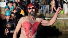 Al agua por Fran Otero