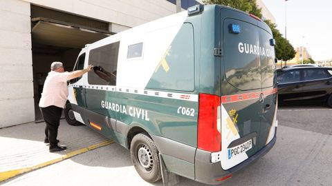El furg�n con la expareja de la mujer hallada muerta en Cieza, Murcia.