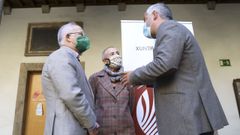 A cantante Mercedes Pe�n presentou o espect�culo xunto ao rexedor de Oroso e o secretario xeral de Pol�tica Ling��stica