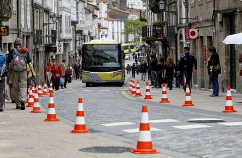 San Pedro recuperar� el tr�fico en unos d�as, inicialmente solo para servicios, tras la prueba del bus. 