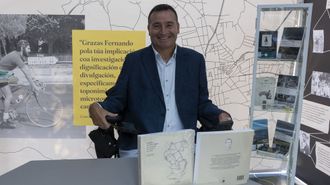 Marcos Emilio Amado Casdelo, coa s�a nova publicaci�n na Praza dos Libros de Carballo 