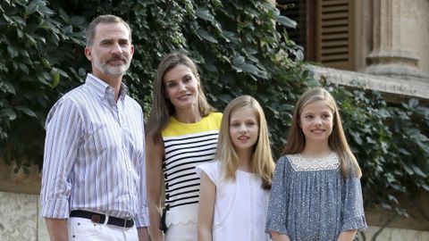La familia real posando el a�o pasado en Marivent.