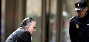 Luis B�rcenas, a su llegada a la Audiencia Nacional para declarar ante el magistrado Pablo Ruz.