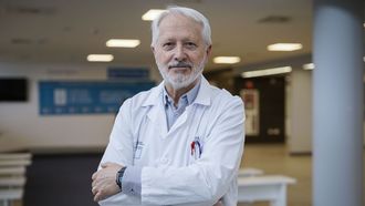 El doctor Manuel Garc�a Garc�a es el jefe del Servizo de Cirux�a del CHUO y coordinador de la Unidade de Mama, as� como tambi�n presidente de la Asociaci�n Espa�ola- Portuguesa de Cirujanos de la mama