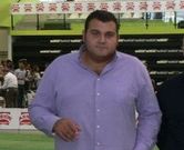 Nicol�s Castro na organizaci�n, non levar� exemplares de seu.