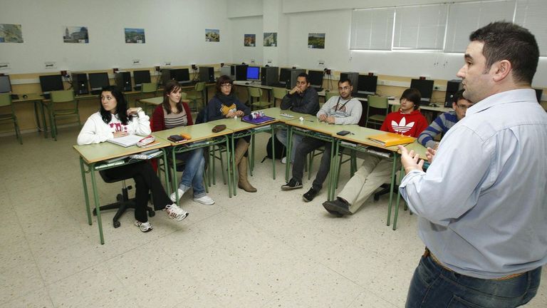 Una charla sobre emprendimiento en el instituto Val do Asma de Chantada, en una imagen de archivo