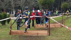 Ciclocr�s Trofeo�Concello de Boiro en el paseo mar�timo de Praia Xard�n 2023