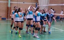 Las j�venes promesas, ayer en Murcia, celebrando su segunda victoria ante la selecci�n valenciana