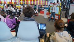 Imagen de una de las actividades que se realizan en la instalación itinerante del Incibe