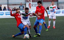 El larach�s Brais, uno de los destacados, sale de la presi�n de Borja Facal y Germ�n. 