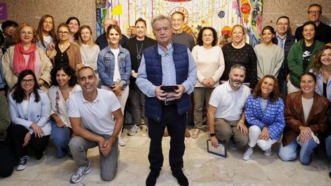 Alfonso Casis fue homenajeado por sus compaeros del colegio Maristas de A Corua el da de su jubilacin
